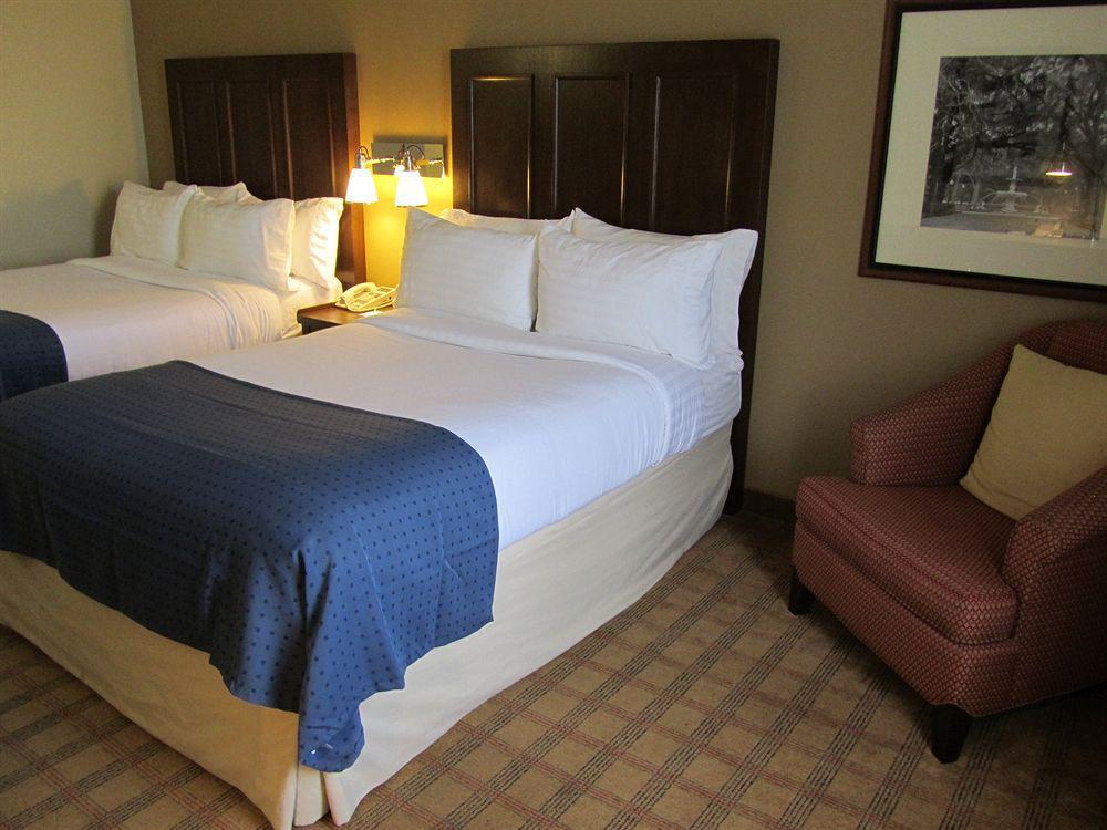 Holiday Inn Savannah Historic District By Ihg Exterior photo