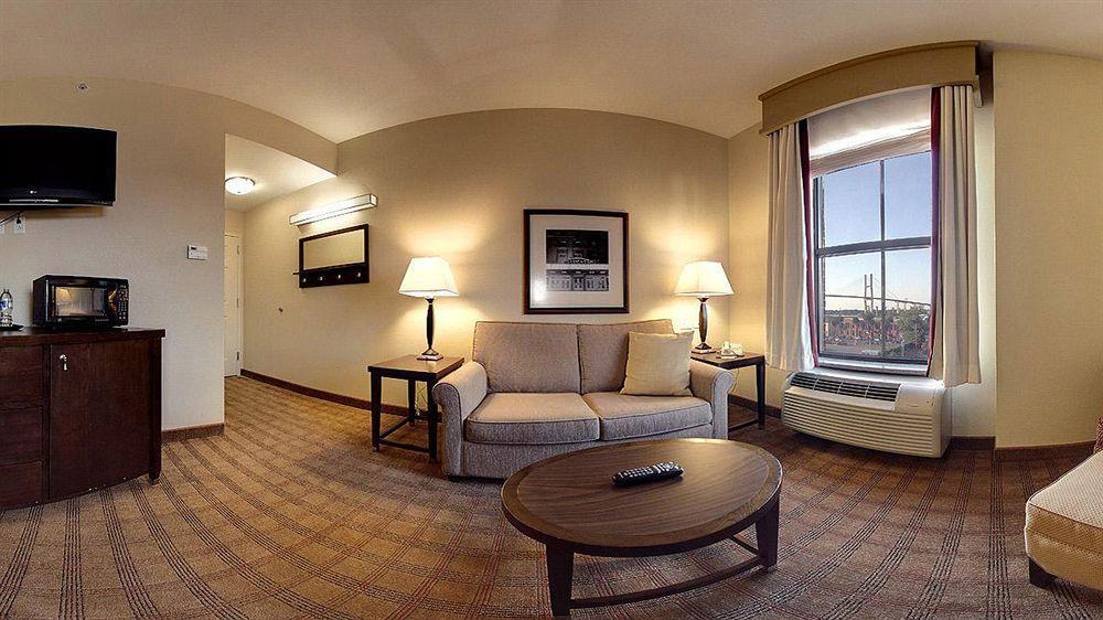 Holiday Inn Savannah Historic District By Ihg Exterior photo